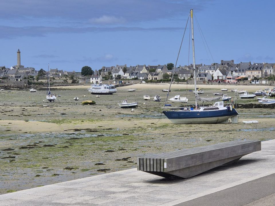 Île de Batz, Le trait d'union vers le bourg : vue 3