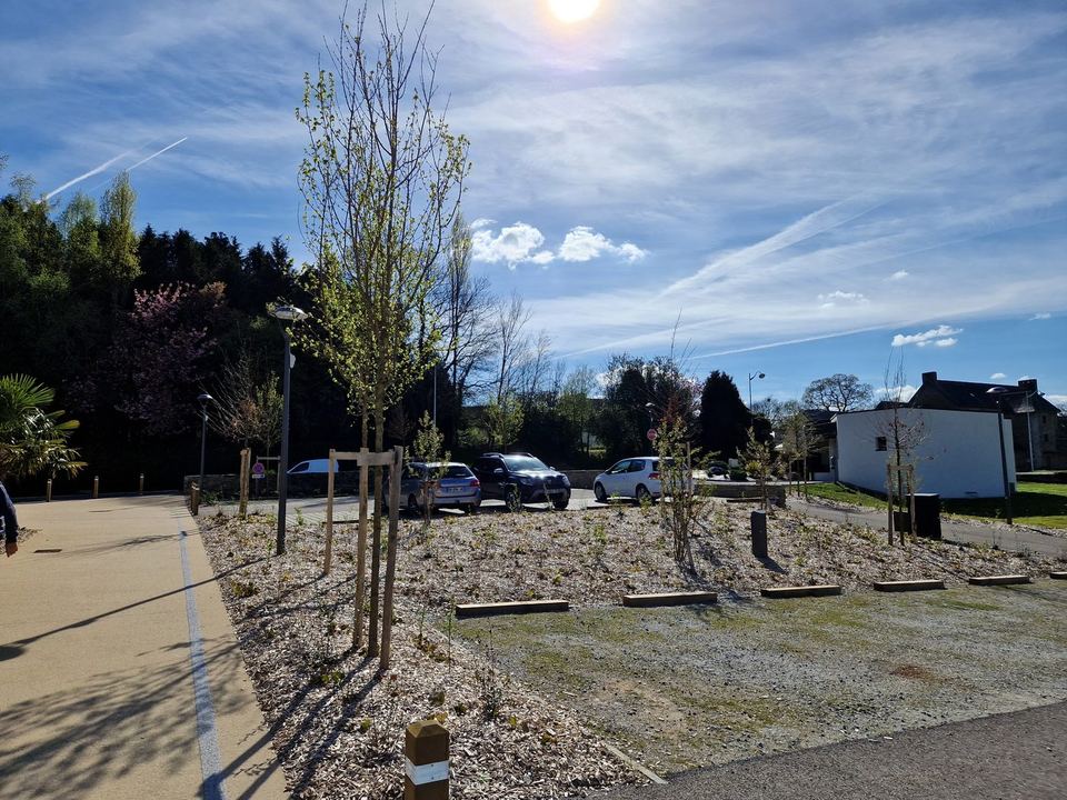 Le Moustoir, Les chemins vers le bourg : vue 3