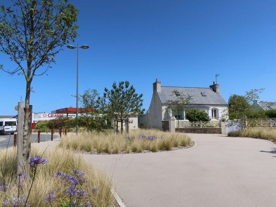 Plougasnou, Étendre le centre bourg : vue 5